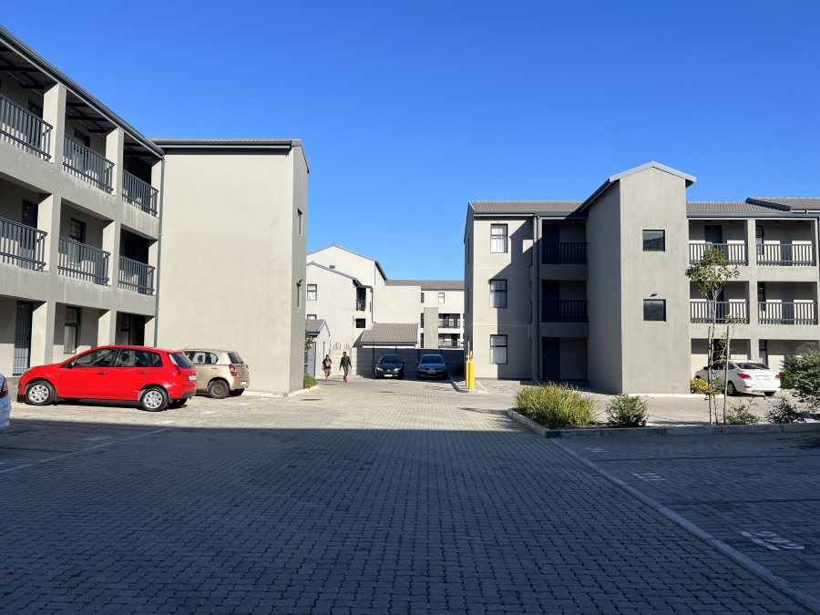 2 Bedroom Property for Sale in Parklands East Western Cape